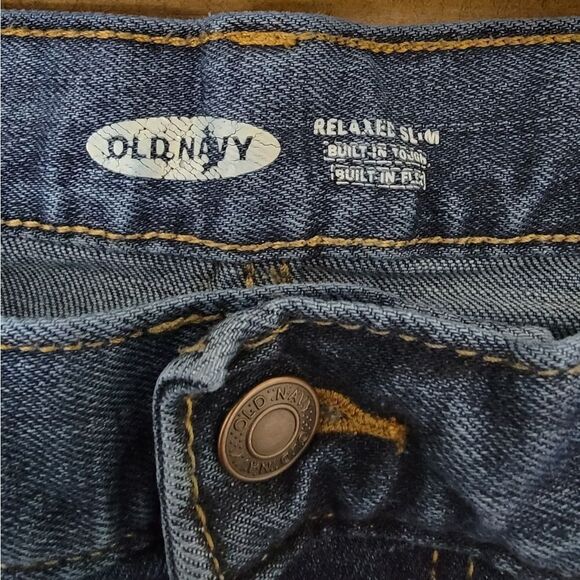 Old Navy Distressed Denim Relaxed Slim Build in Tough & Flex Jeans Size 30x32 - Picture 8 of 9